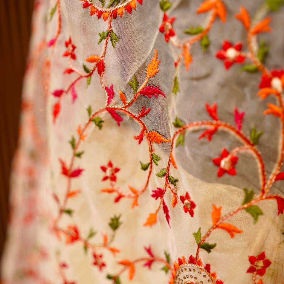 Cream Multicolor Threadwork Organza Designer Saree