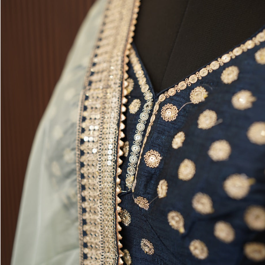 Green art silk saree with Zari weaving