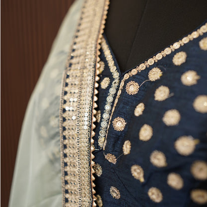 Green art silk saree with Zari weaving