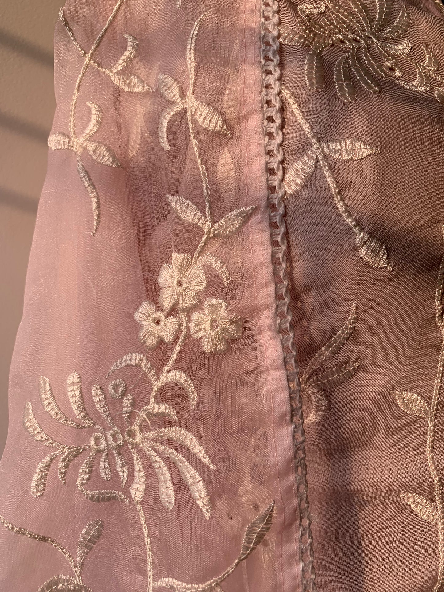 Organza Pink Pant Suit Set In Lucknowi Embroidery With Thread work and Dupatta